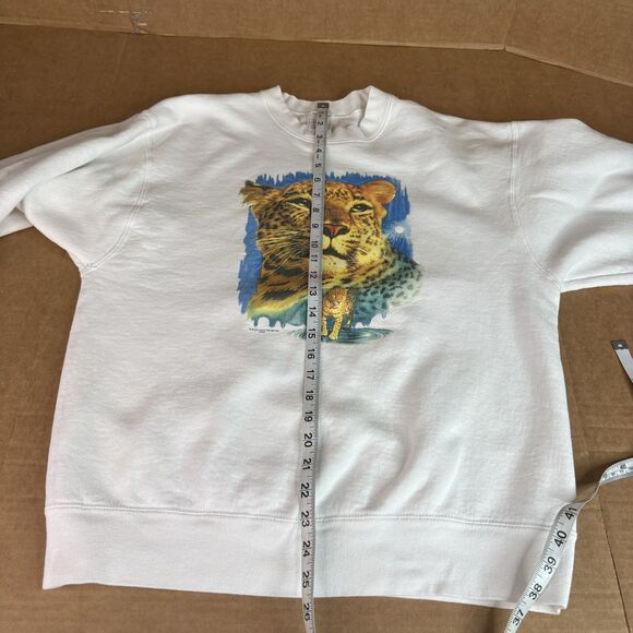 Vintage Leopard Graphic Crewneck Sweatshirt, Large, White, Love Unlimited, FOTL - Picture 7 of 8